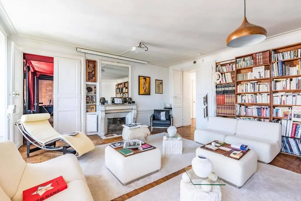 Amazing Flat Senat Daire Paris